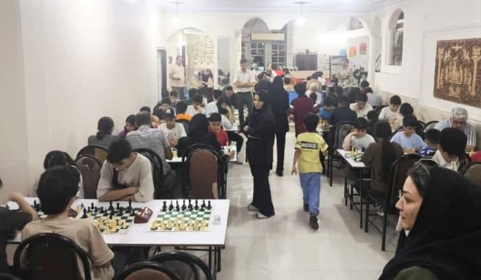 پیکارهای شطرنج برق آسا برترین ها را شناخت پیکارهای شطرنج برق آسا برترین ها را شناخت