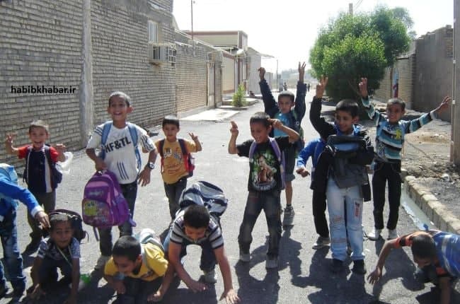 فلسفه، اجبار، شفافیت و مشکل ها