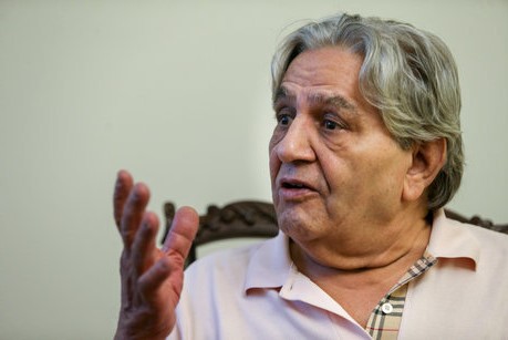 شاعر و پژوهشگر ادبی درگذشت