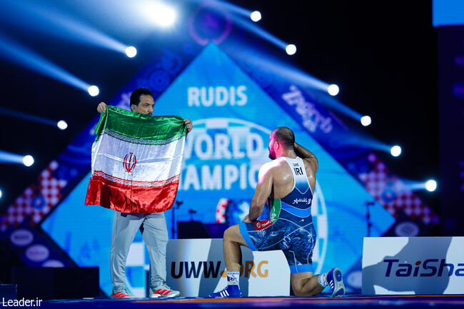 رهبر انقلاب: «آفرین بر شما!»