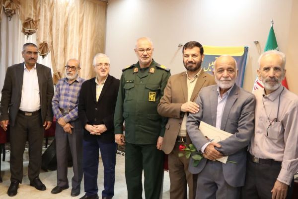 برگزاری آیین نکوداشت پیشکسوتان مطبوعات خوزستان/قلمهایی که هنوز مینویسند برگزاری آیین نکوداشت پیشکسوتان مطبوعات خوزستان/قلمهایی که هنوز مینویسند