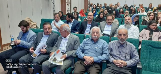 حافظ، شاعر ترجمه‌ناپذیرِ زبان ایهام؛ هنوز او را نشناخته‌ایم