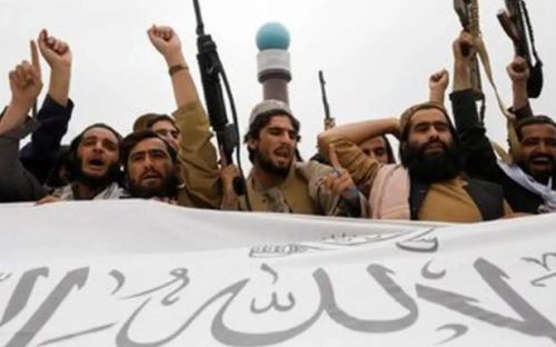 طالبان سرودن شعر عاشقانه را ممنوع کرد!