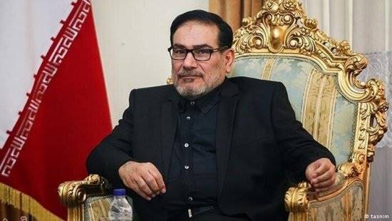 حضور علی شمخانی در آیین بدرقه شهیدان میهن