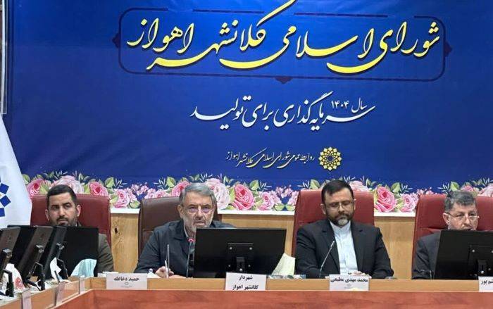 کندن سنگ با مژه در پایتخت پارینهسنگی! کندن سنگ با مژه در پایتخت پارینهسنگی!