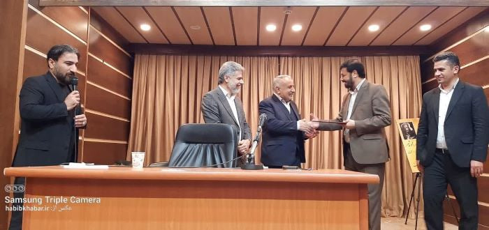 هوش مصنوعی، قاتل «شبه شاعران» است، نه ادبیات راستین هوش مصنوعی، قاتل «شبه شاعران» است، نه ادبیات راستین