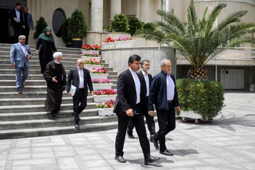 هیات دولت در راه؛ اولویت‌ها در بایگانی!