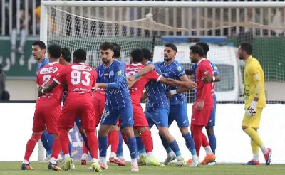 جنگ چهار مدعی برای قهرمانی نیم فصل!