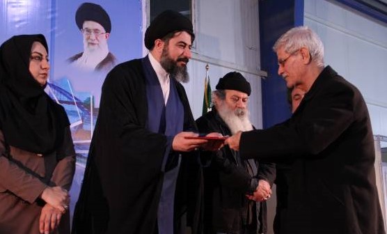 پیشکسوتان شعر خوزستان «جوان» شدند پیشکسوتان شعر خوزستان «جوان» شدند