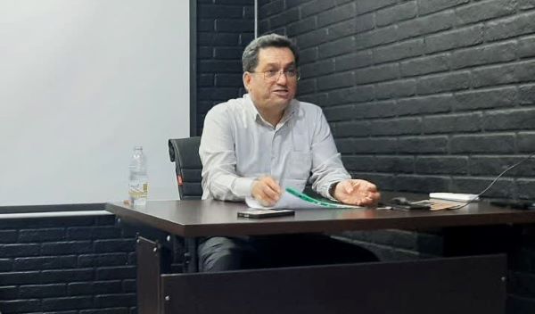 قله‌های تازه بیان؛ کوه‌نوردی با واژ‌گان 