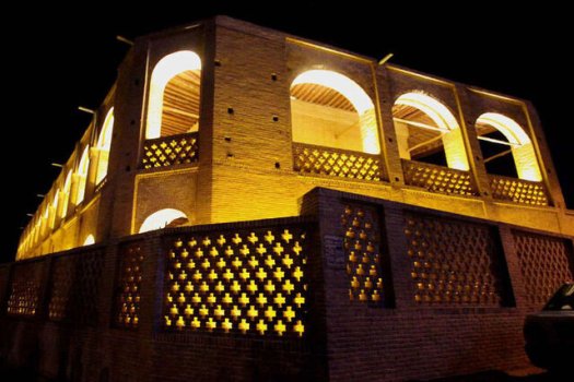 سرای معینالتجار اهواز زنده شد! سرای معینالتجار اهواز زنده شد!