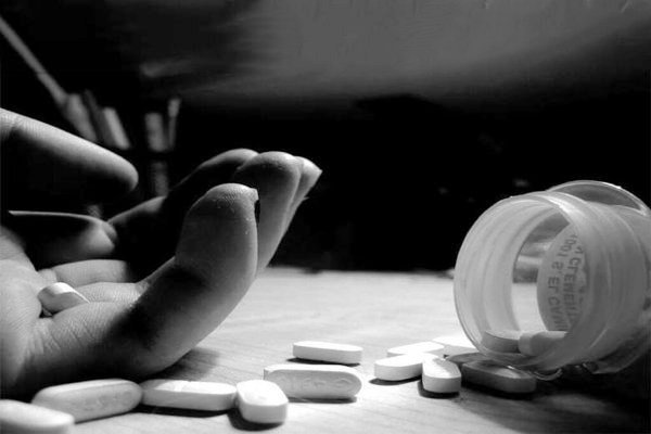 جزییات خودکشی دسته‌جمعی یک خانواده