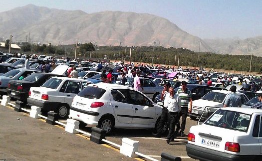 قیمت خودرو روی دنده عقب | پیش‌بینی بازار در آخرین هفته سال