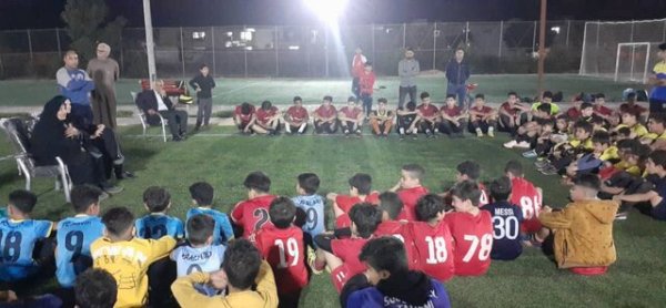 مادر شهیدی که سرپرست ۳۰ تیم فوتبال است مادر شهیدی که سرپرست ۳۰ تیم فوتبال است