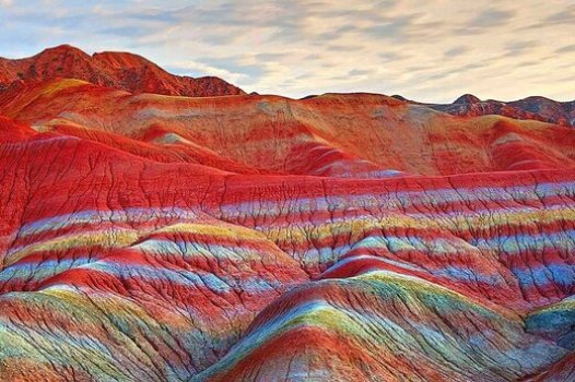 ببینید/ حمله مسافران نوروزی به خاک هرمز