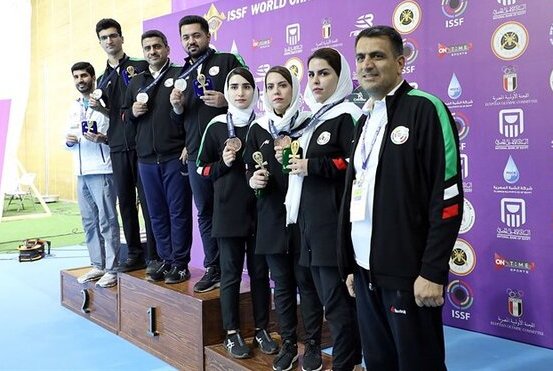 پول زیاد است اما هرز میرود/ از بودجه مجلس ریالی به ما ندادند پول زیاد است اما هرز میرود/ از بودجه مجلس ریالی به ما ندادند