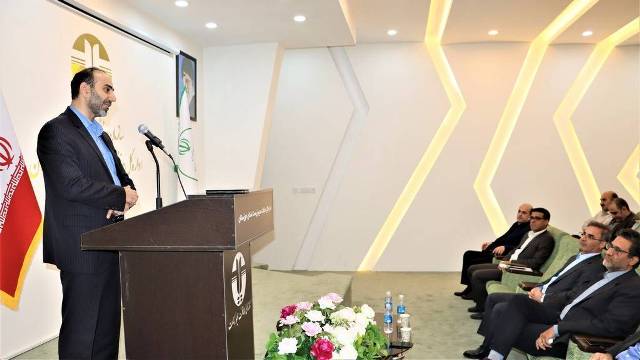 خدمت‌رسانی صادقانه و بی‌منت به مردم باید در راس امور باشد